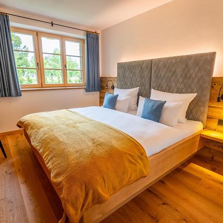 Graf Chiemo Suites - Direkt Am Chiemsee Mit Separatem Seezugang Chieming Luaran gambar