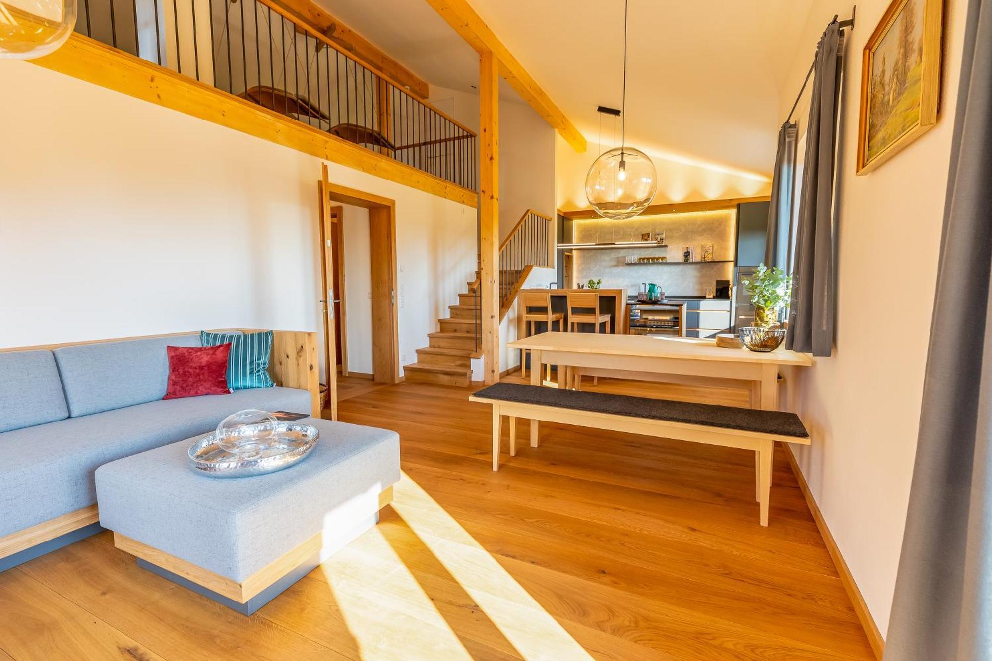 Graf Chiemo Suites - Direkt Am Chiemsee Mit Separatem Seezugang Chieming Luaran gambar