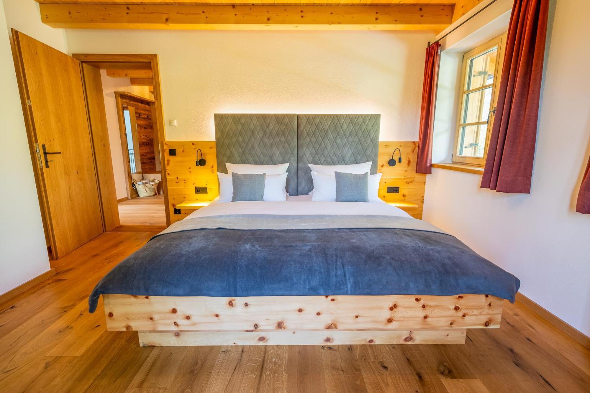 Graf Chiemo Suites - Direkt Am Chiemsee Mit Separatem Seezugang Chieming Luaran gambar