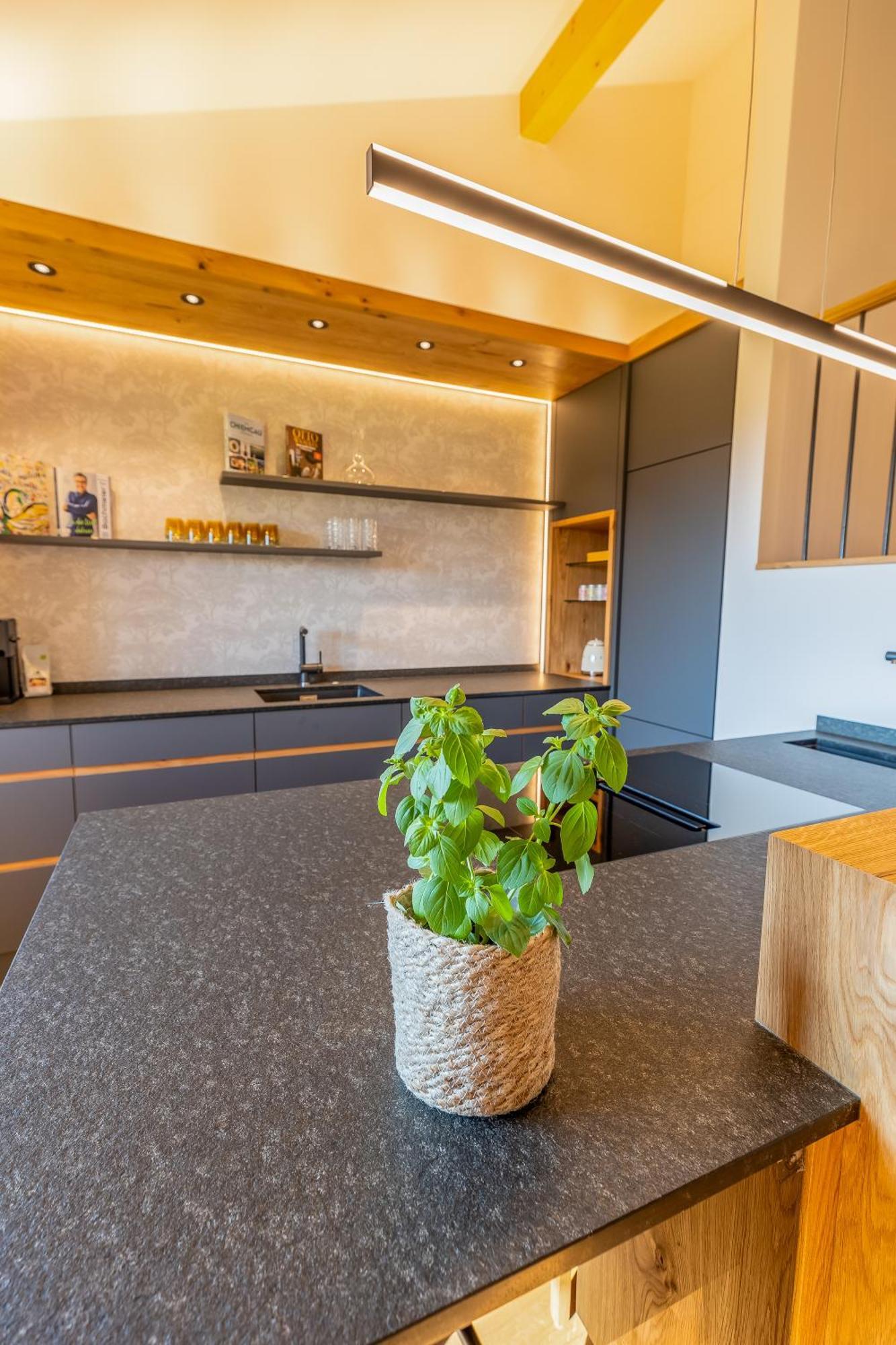 Graf Chiemo Suites - Direkt Am Chiemsee Mit Separatem Seezugang Chieming Luaran gambar