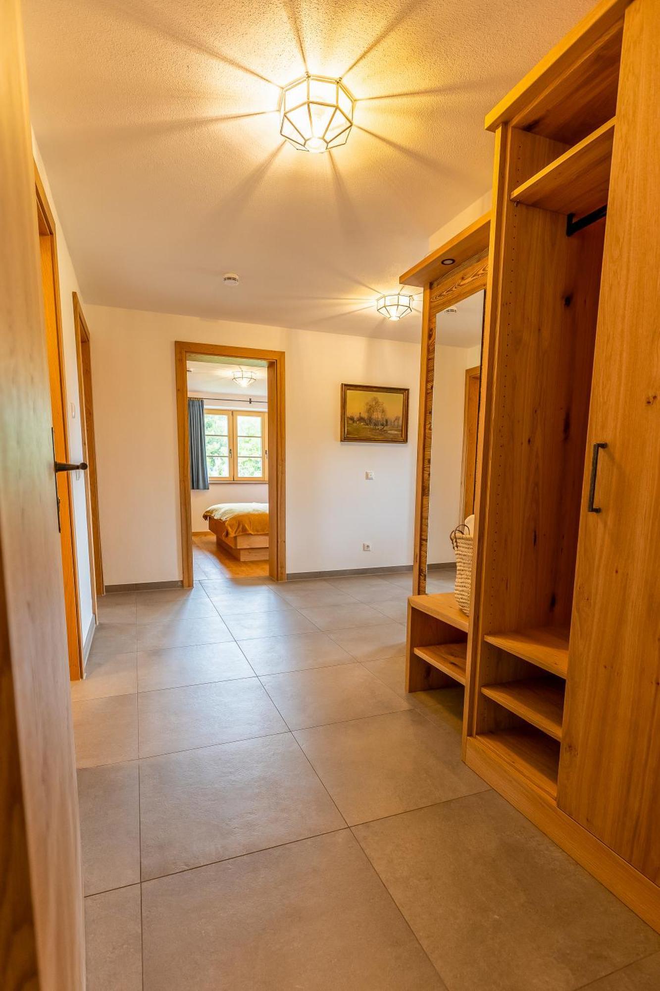Graf Chiemo Suites - Direkt Am Chiemsee Mit Separatem Seezugang Chieming Luaran gambar